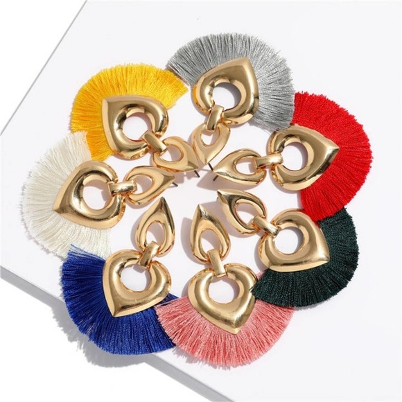 Bohemian Exaggerated Heart Earring Beige - Picture 3 of 4